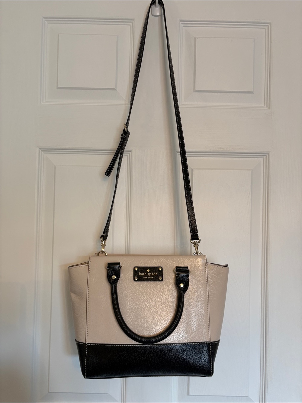 KATE SPADE Two-Tone Beige and Black Leather Shoulder/ Cross Body Bag